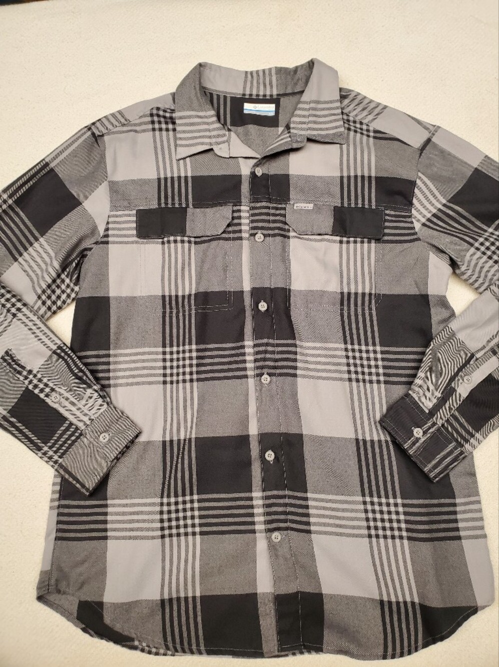 Columbia Mens Gray Black Plaid Flannel Button Up Shirt Size L